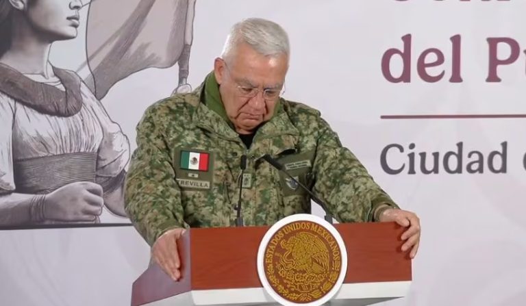 Se le quiebra la voz a General Trevilla por elementos caídos