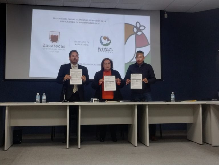 Abren convocatoria para carreras de docencia
