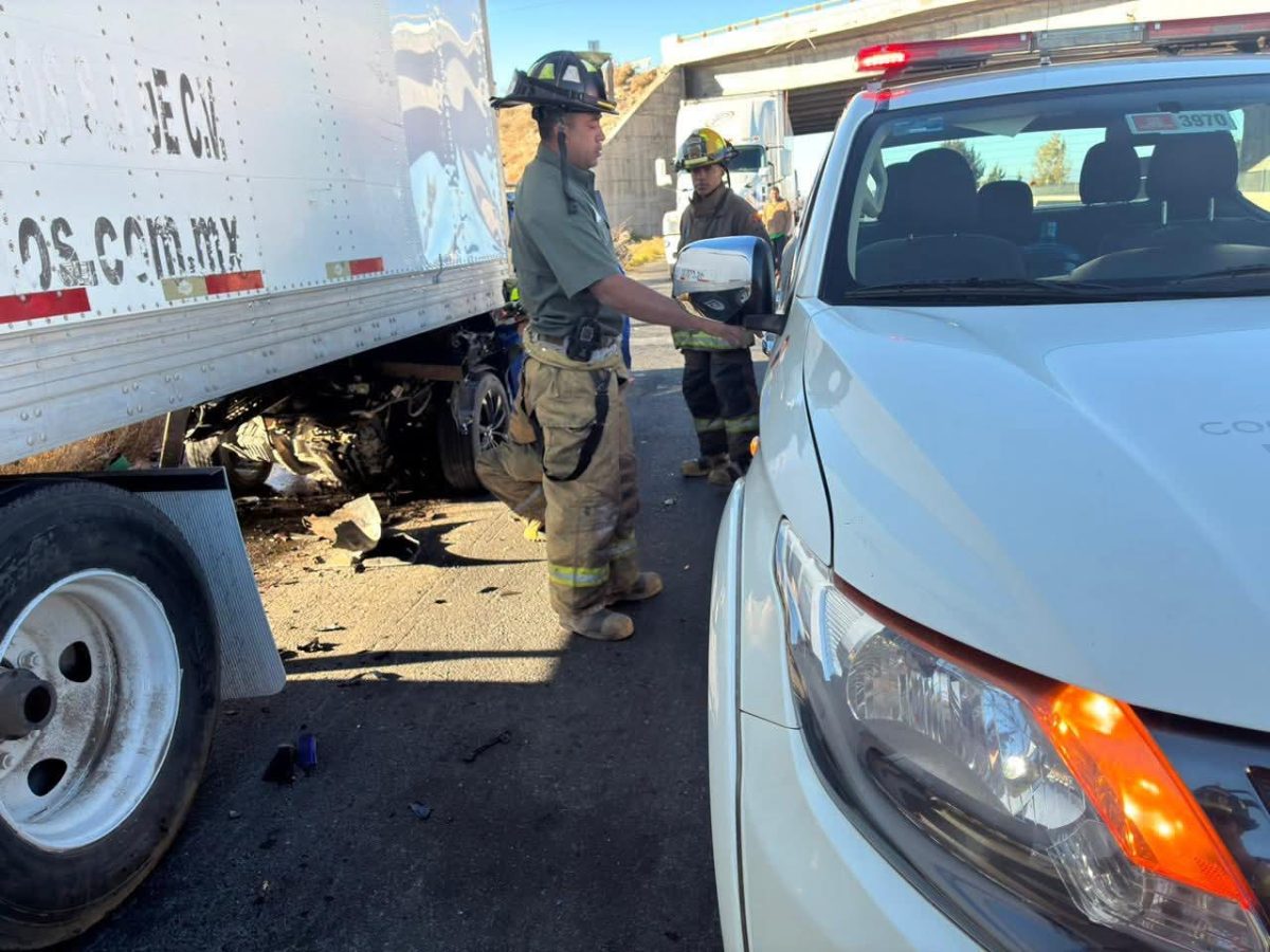 Trágico accidente deja una mujer sin vida y dos heridos - NTR Zacatecas