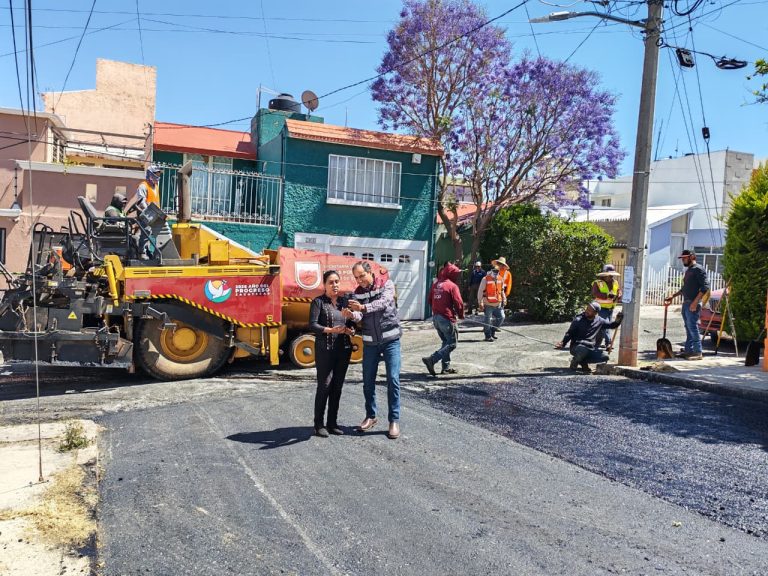 Supervisa Pepe Saldívar pavimentación en Arboledas