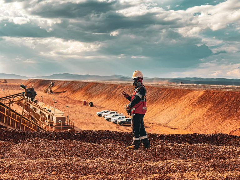 Blindan a mineras en el estado