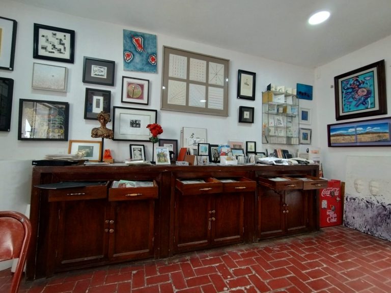Enseñarán pintura en la galería El Muro