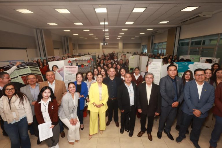 Inauguran concurso de prototipos y proyectos de emprendimiento
