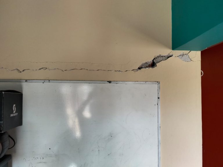 Piden atender casas por explosión en Luis Moya