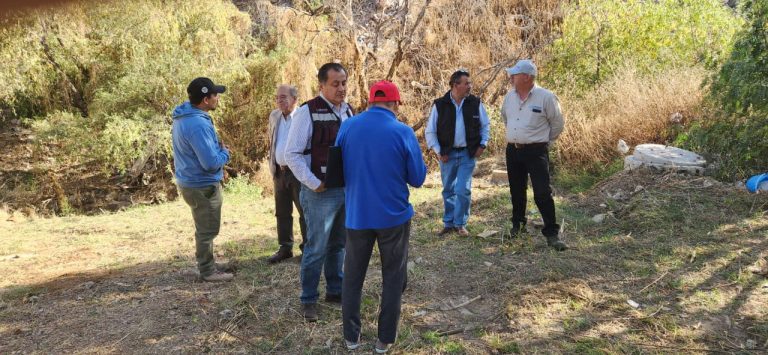 Realizan jornada de saneamiento de arroyos en la capital