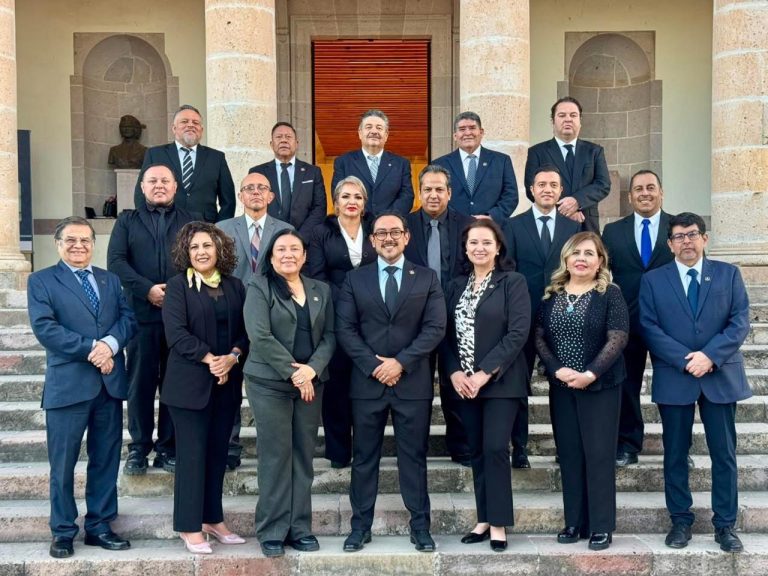 Busca Azúa Sánchez fortalecer relación con autoridades