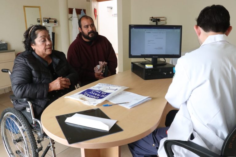 Inicia CREE valoración de pacientes para entrega de prótesis