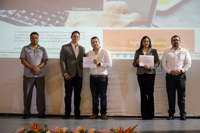 Capacitan a funcionarios públicos previo a declaración patrimonial