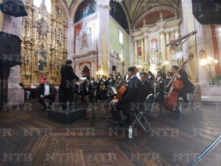 Ofrecen concierto sacro