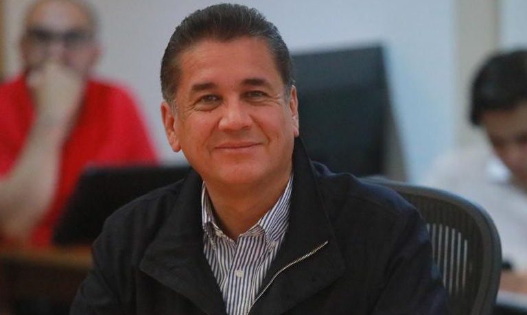 Minería tiene que ser un motor del crecimiento: diputado