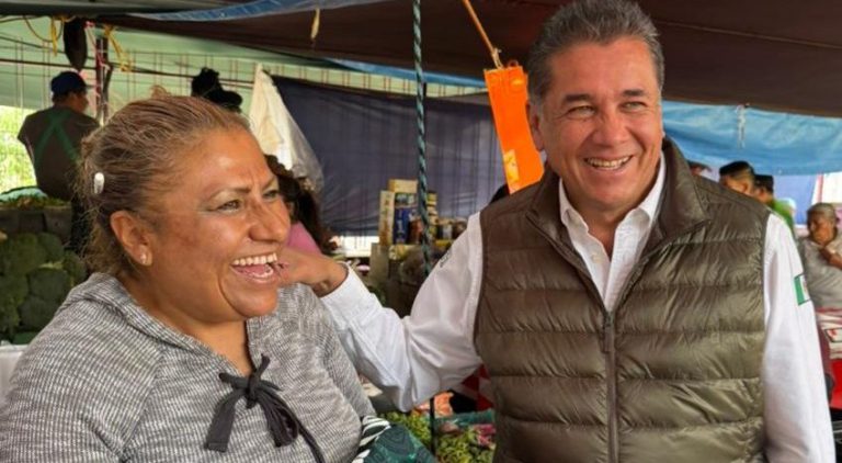 Atiende diputado a ciudadanos durante recorridos por el estado