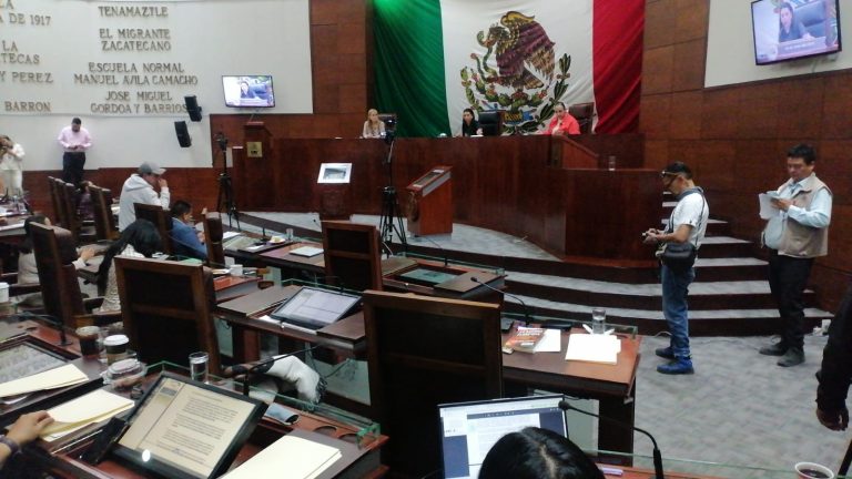Aprueba congreso Plan B de presidenta