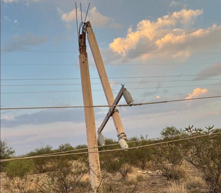 Villa de Cos, sin luz ni agua tras lluvias