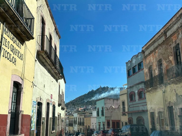 Incendio en La Bufa consume dos hectáreas de pastizales
