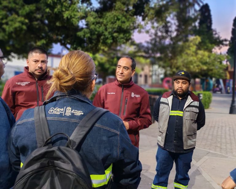 Intensifica Pepe Saldívar labores de servicios públicos