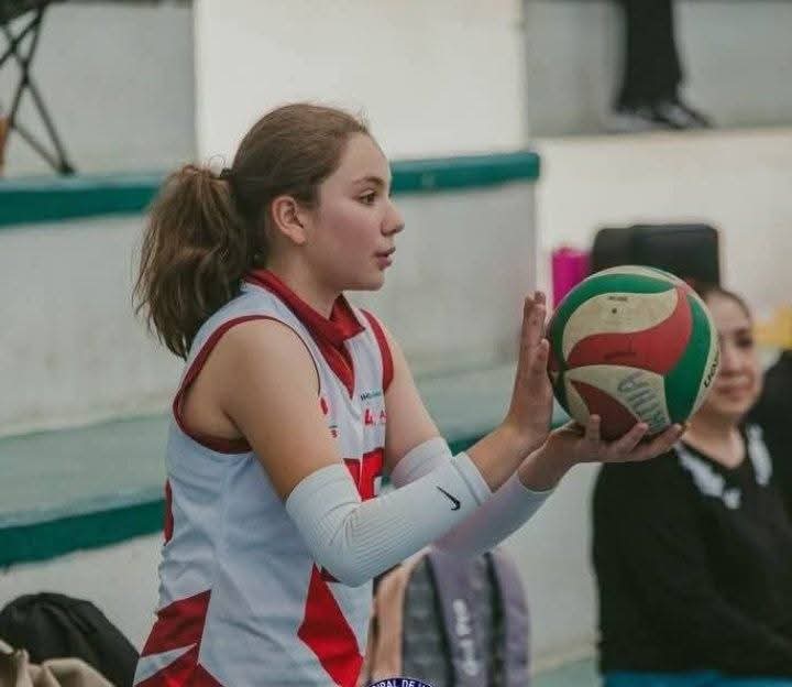 Ivanna Mata busca un lugar en la Selección Nacional de Voleibol U-17