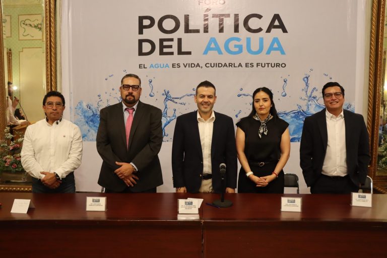 Participa Ulises Mejía en foro sobre política del agua