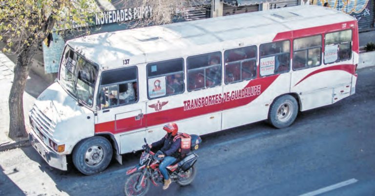 Piden transportistas subir pasaje a $13