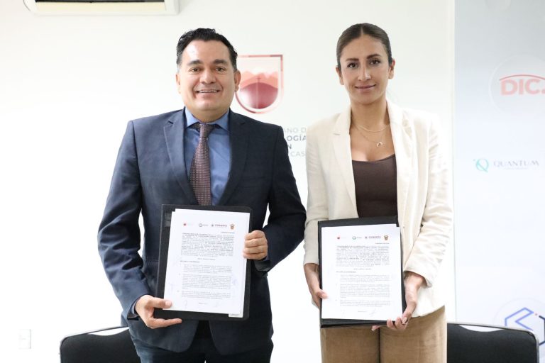 Firman convenio Cozcyt y Centro Universitario del Norte