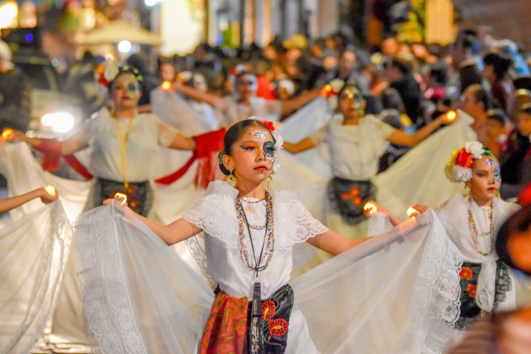 Danzantes buscan apoyo para ir a festival
