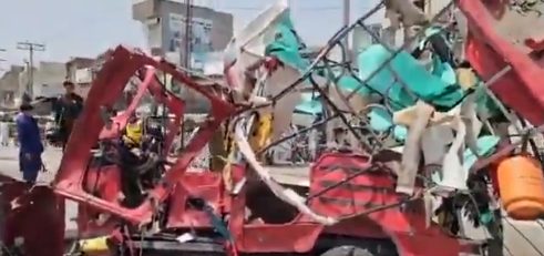 Deja 7 muertos explosión en bazar en el noroeste de Pakistán