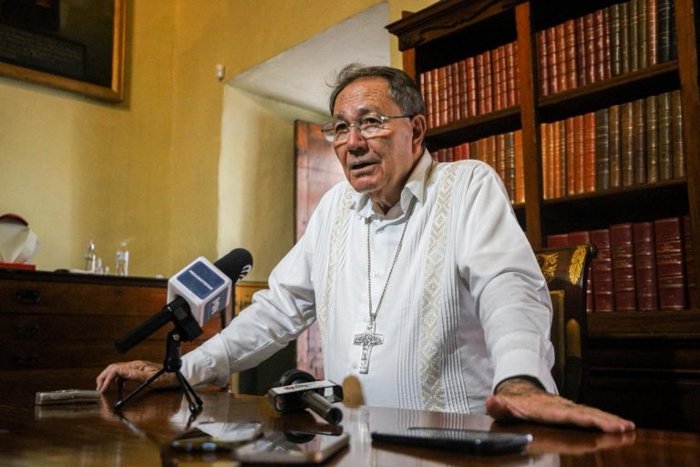 Extorsión, problema extendido: obispo