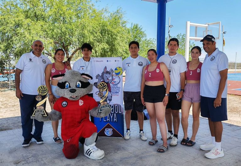 Mapaches dominan en voleibol y se van al nacional