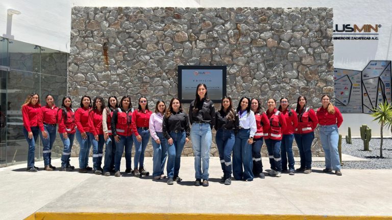 Reconoce Orla Camino Rojo el papel de la mujer en la minería