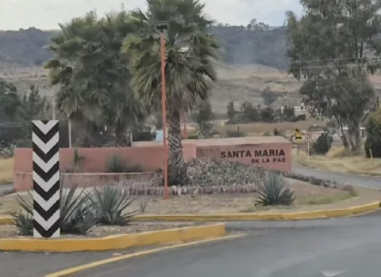 Exigen médico en Santa María de la Paz