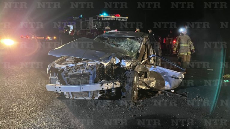 Aparatoso choque deja un lesionado de gravedad