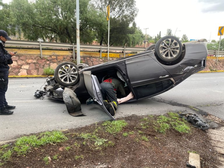 Madrugada accidentada en la zona conurbada