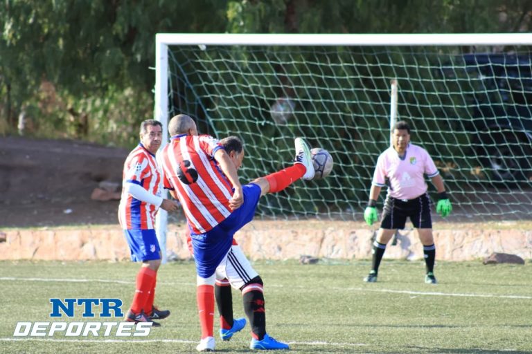 San José golea al Real San Antonio