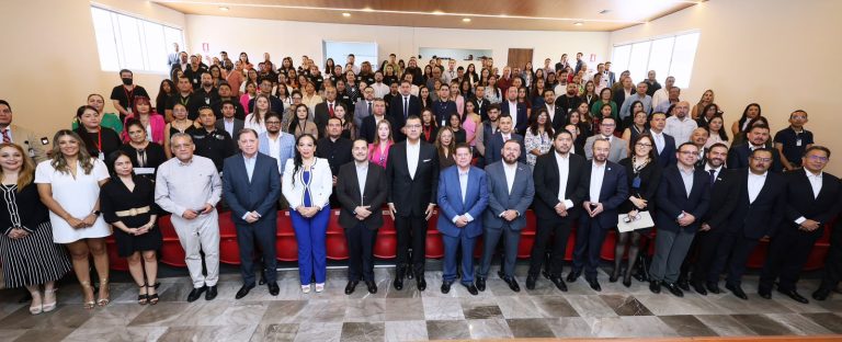 FGR imparte jornadas de actualización institucional