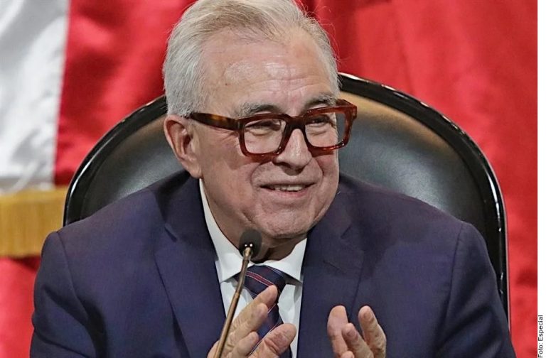 Afirma Rocha que se encuentra en su domicilio en Sinaloa