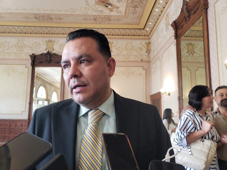 Prohibido que condicionen inscripciones por el pago de cuotas: SEZ