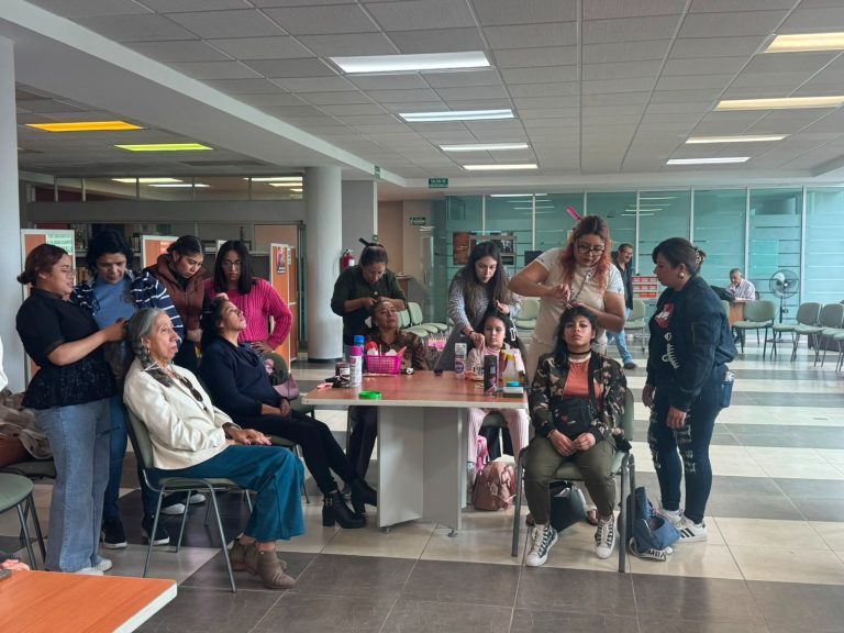 Realizan Taller de peinado profesional