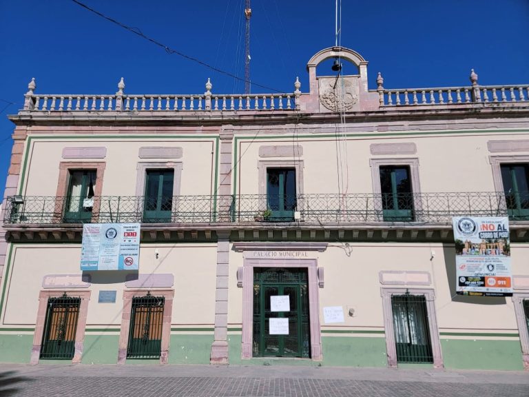 Exigen pavimentación de acceso a San Cristóbal