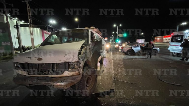 Muere mujer en aparatoso choque sobre la salida a Durango