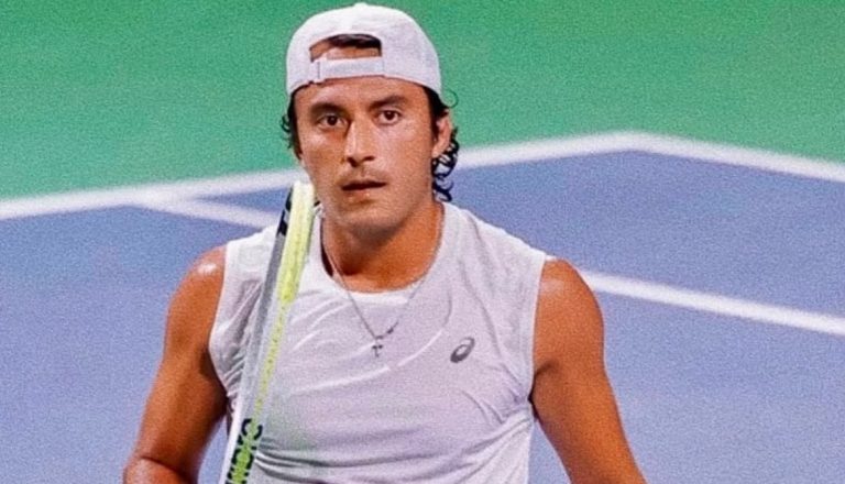 Alan Magadán avanza en el Challenger de Cancún