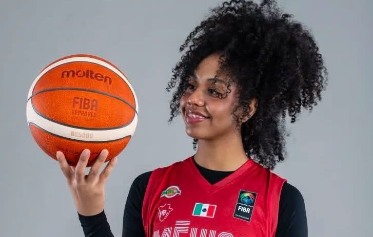 Anissa Jeffries destaca ante Canadá