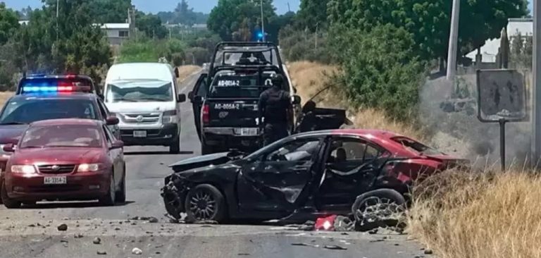 Atentado con explosivos: hieren a maestra y policía
