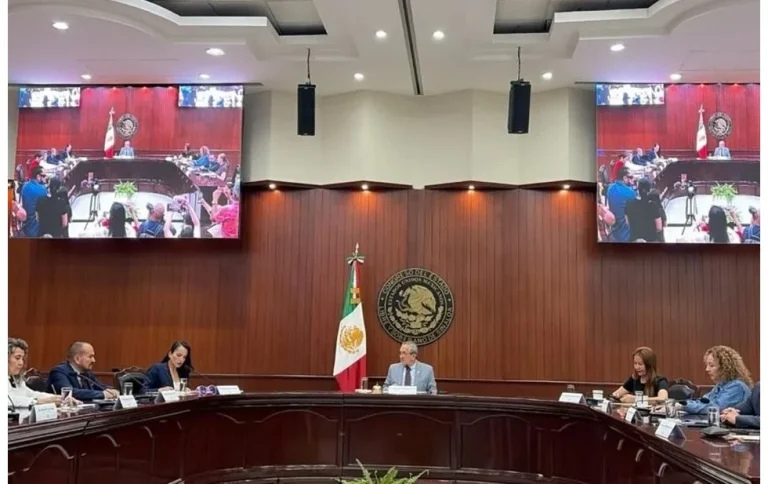 Avala Congreso de Sinaloa licencia de Rubén Rocha
