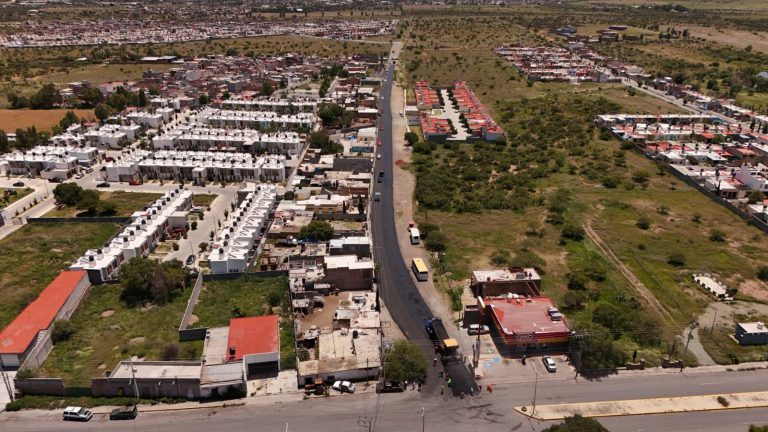 Supervisa José Saldívar obra de reencarpetamiento