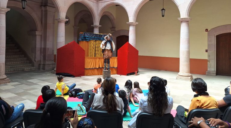 Abren curso de teatro infantil en la UAZ