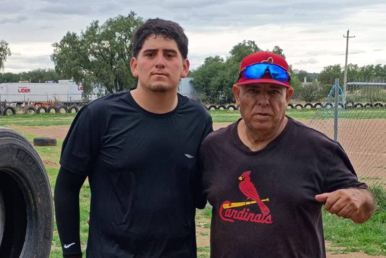 Flavio Ríos acelera su camino en el béisbol