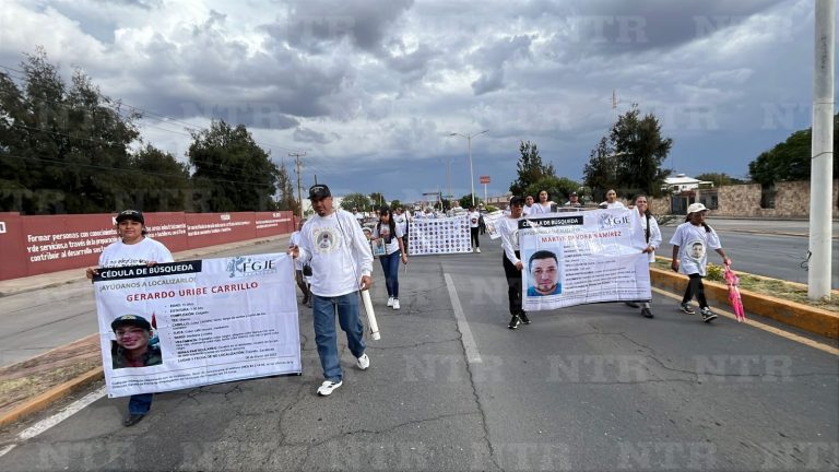 Marchan por sus desaparecidos en Fresnillo