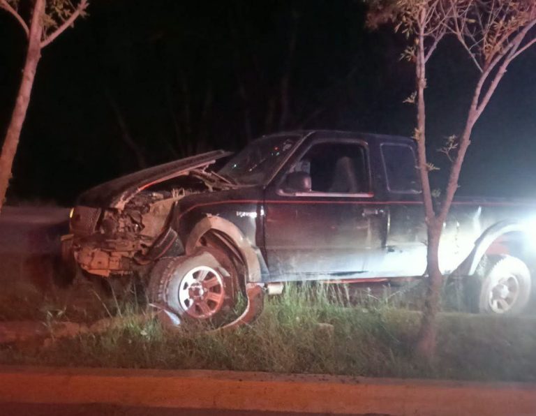 Choca en el Malecón de Río Grande y termina herido
