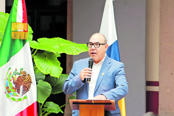 Se encuentra UAZ en complicada situación financiera: rector