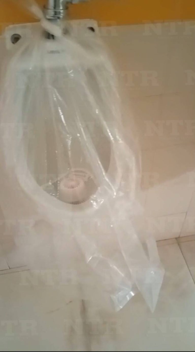 Denuncian fallas en sanitarios del HGF