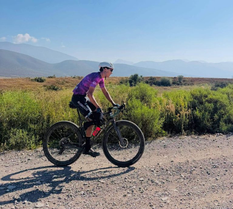 Emanuel Guzmán, en top 10 del UCI Gravel World Series